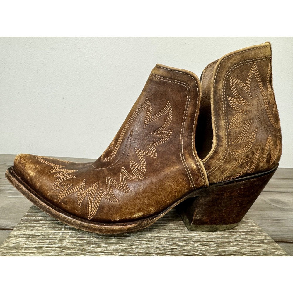 Ariat Dixon Distressed Weathered Brown Leather Western Ankle Boots Size 10 - Picture 9 of 10